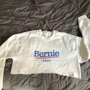✨flash sale✨ cropped bernie 2020 sweatshirt